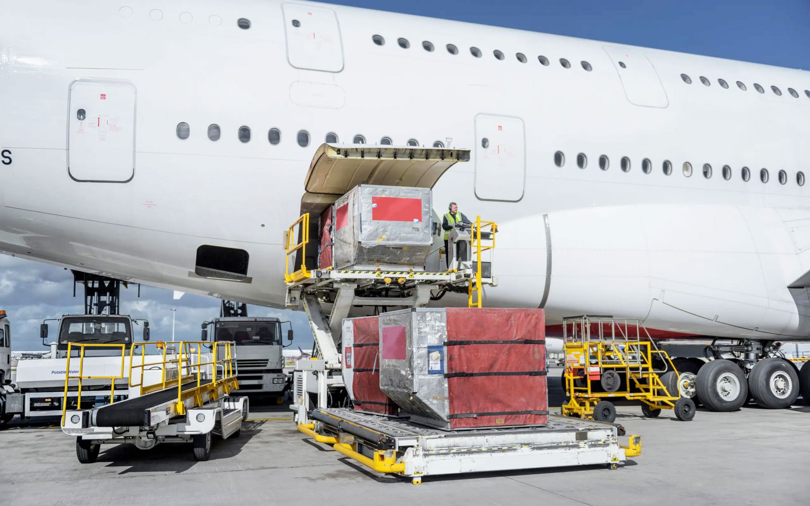 Vận chuyển hàng không - CTX Logistics - Công Ty Cổ Phần Dịch Vụ Quốc Tế CTX
